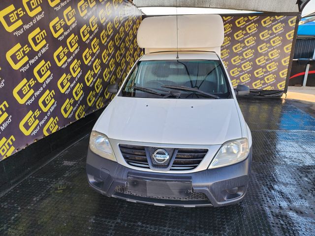 2022 Nissan NP200 1.6 A/C Safety Pack, photo 3