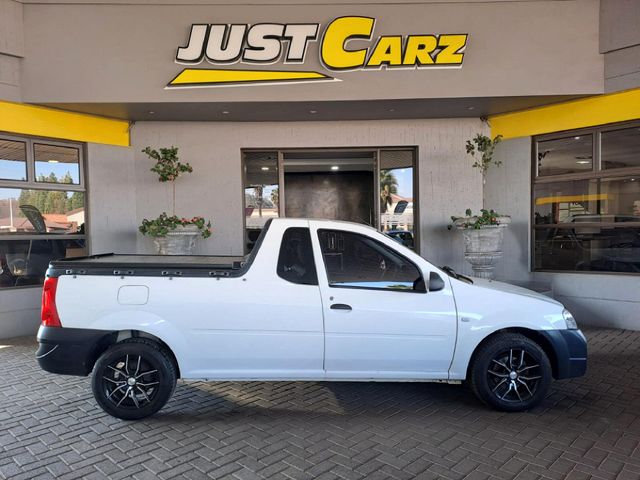 2017 Nissan NP200 1.6