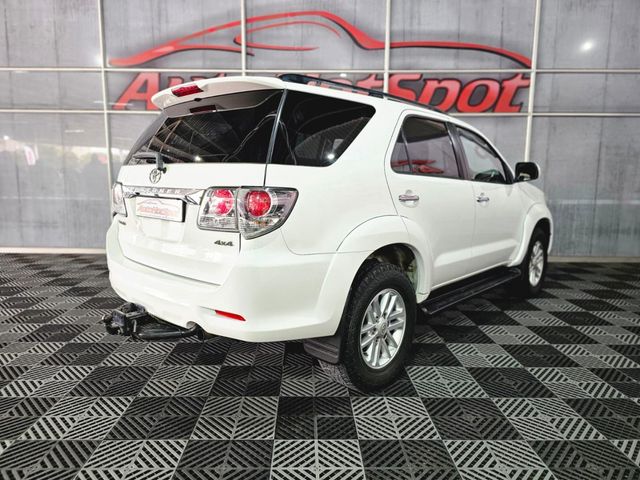 2012 Toyota Fortuner 3.0 D-4D 4x4, photo 3