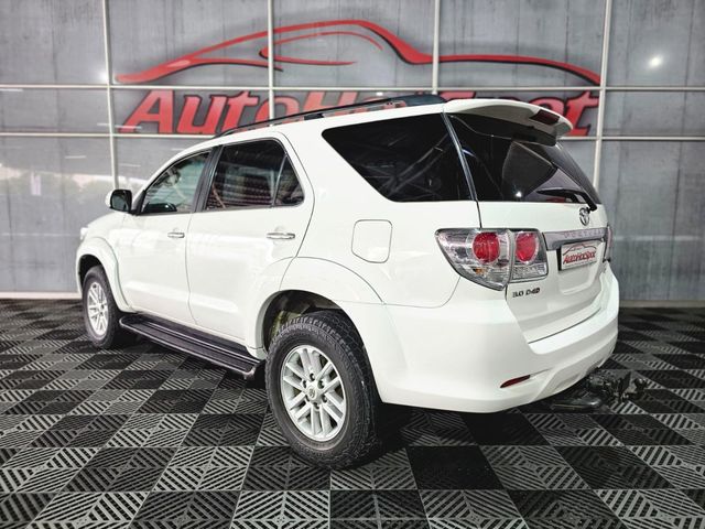 2012 Toyota Fortuner 3.0 D-4D 4x4, photo 4