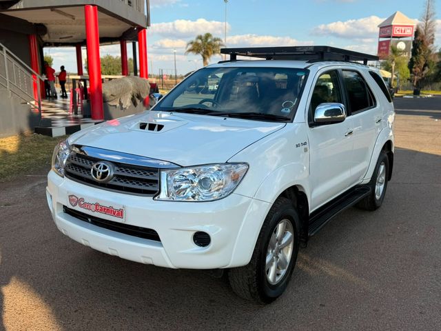 2010 Toyota Fortuner 3.0 4x4 D-4D 7seater Full service history