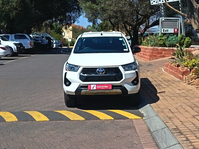 2026 Toyota Hilux 2.4 GD-6 Raider 4x4 Auto Double-Cab, photo 3