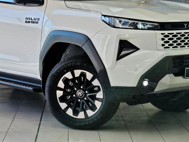 2026 Toyota Hilux 2.8 GD-6 RB Raider X Auto Extended Cab, photo 2