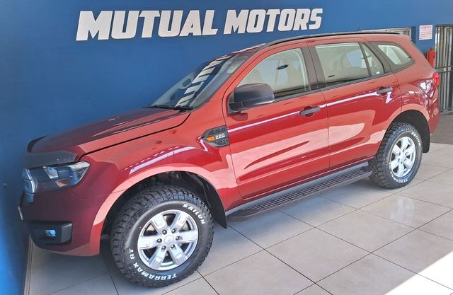 2017 Ford Everest 2.2 TDCi XLS 4x4, photo 3