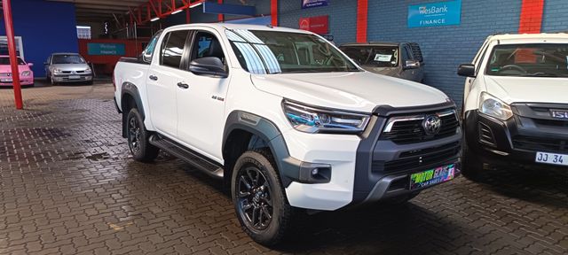 2023 Toyota Hilux 2.8 GD-6 Raised Body Legend RS 4x4 Double-Cab, photo 2