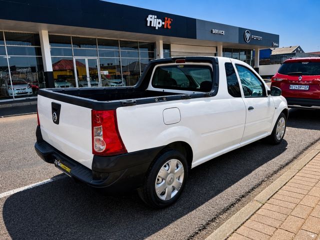 2016 Nissan NP200 1.6 A/C Safety Pack, photo 4