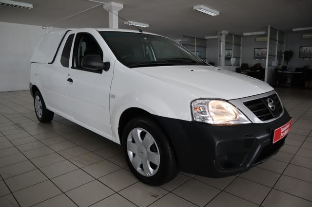2022 Nissan NP200 1.6 A/C Safety Pack, photo 2