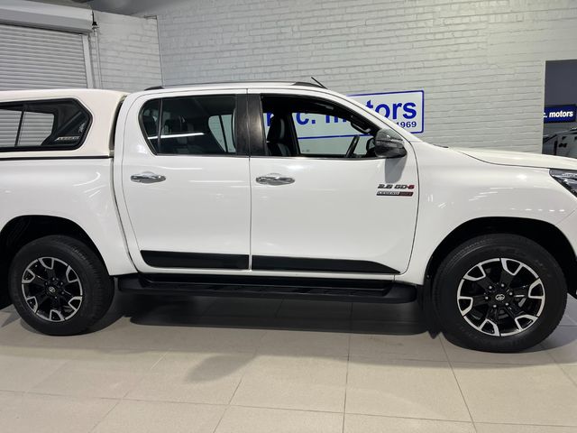2019 Toyota Hilux 2.8 GD-6 Raider 4x4 Double-Cab, photo 2