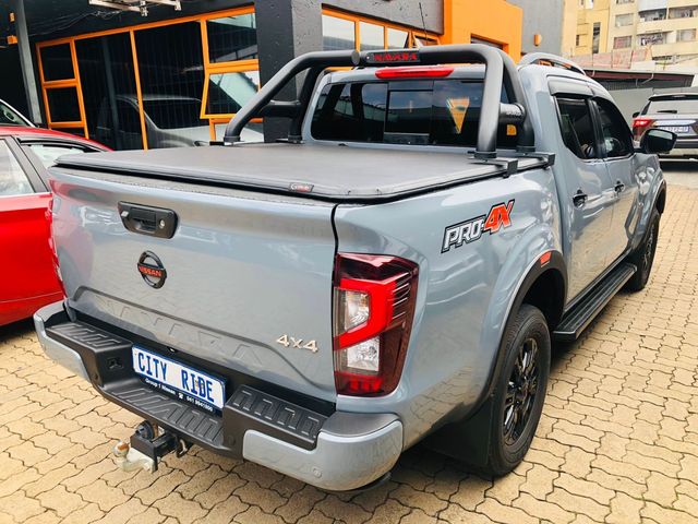 2023 Nissan Navara 2.5 DDTi PRO-4X 4X4 Auto Double-Cab, photo 4