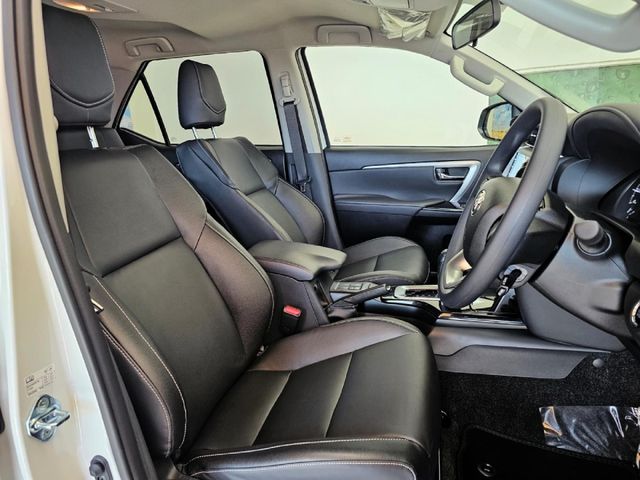 2026 Toyota Fortuner 2.4 GD-6 4x4 Auto, photo 5