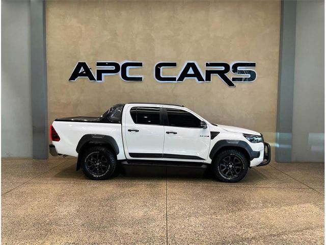 2022 Toyota Hilux 2.8 GD-6 Raised Body Legend RS Auto Double-Cab, photo 2