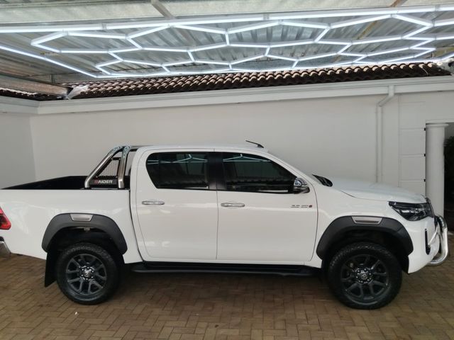 2024 Toyota Hilux 2.8 GD-6 Raised Body Legend RS Auto Double-Cab, photo 3