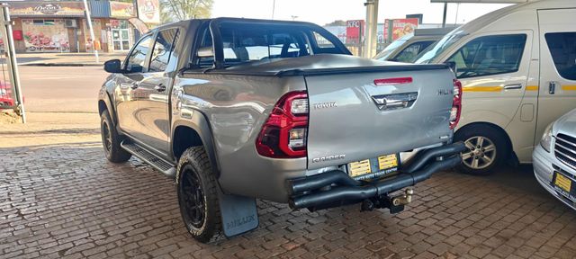 2016 Toyota Hilux 2.8 GD-6 Raised Body Raider Double-Cab Auto, photo 4