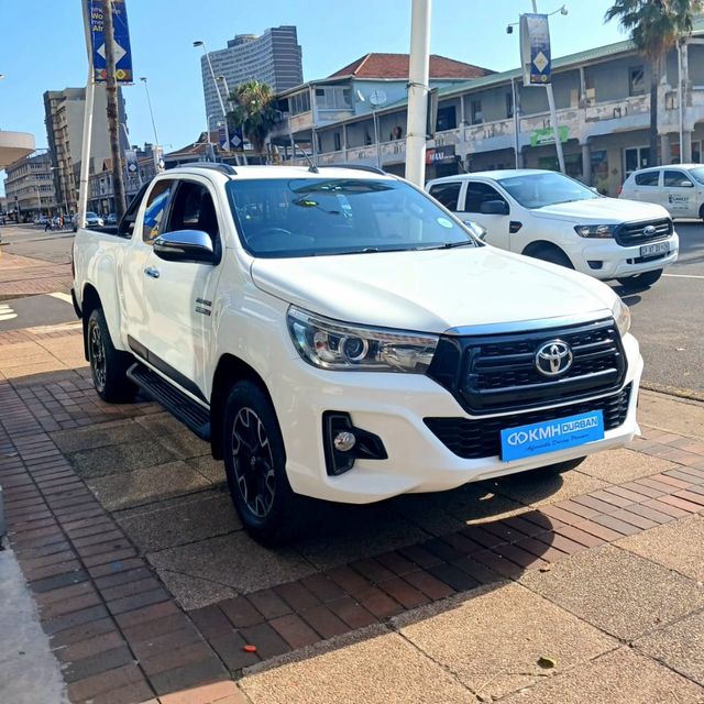 2020 Toyota Hilux 2.8 GD-6 Raised Body Legend Extended Cab, photo 3