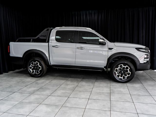 2025 JAC T9 2.0 CTI Super Lux Auto Double-Cab, photo 3