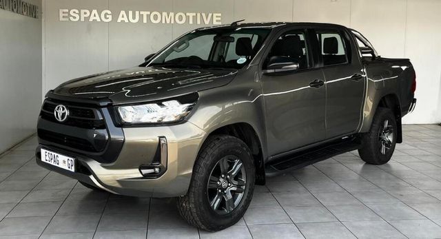 2023 Toyota Hilux 2.4 GD-6 Raider 4x4 Auto Double-Cab, photo 3