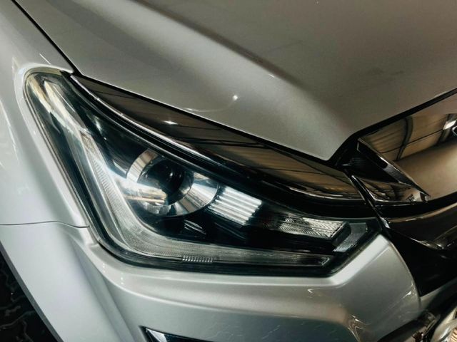 2019 Isuzu D-Max 300 LX 4x4 Auto Double-Cab, photo 3