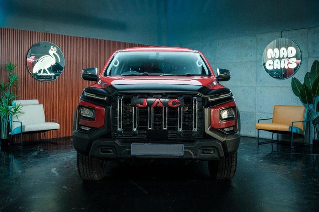 2025 JAC T9 2.0 CTI Lux Auto Double-Cab, photo 3
