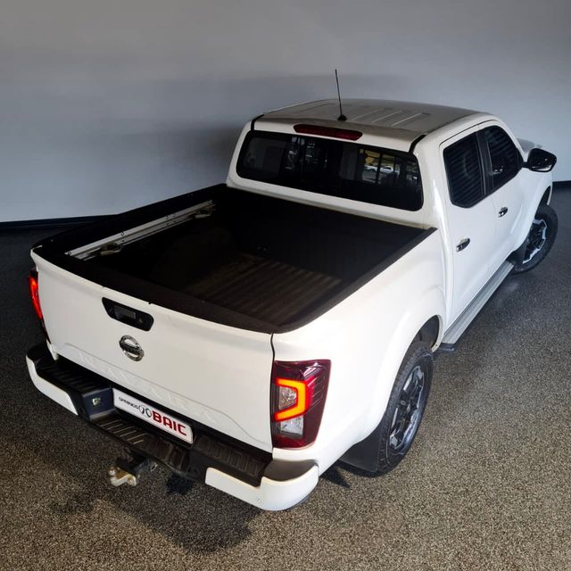2021 Nissan Navara 2.5 DDTi LE Plus Auto Double-Cab, photo 5