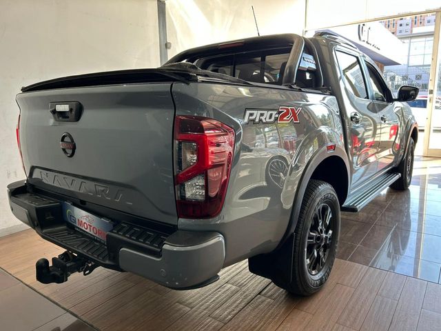 2021 Nissan Navara 2.5 DDTi PRO-2X Auto Double-Cab, photo 4