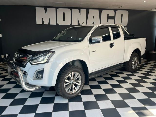 2019 Isuzu D-Max 300 LX Extended Cab, photo 3