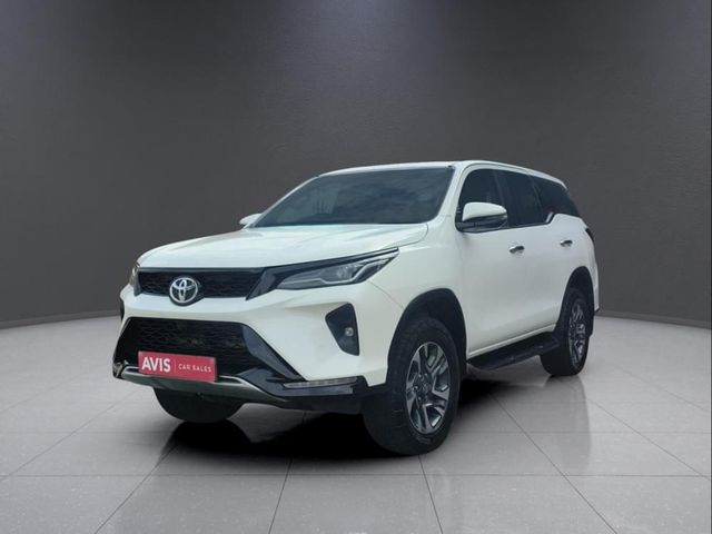 2025 Toyota Fortuner 2.4 GD-6 R/B Auto, photo 3