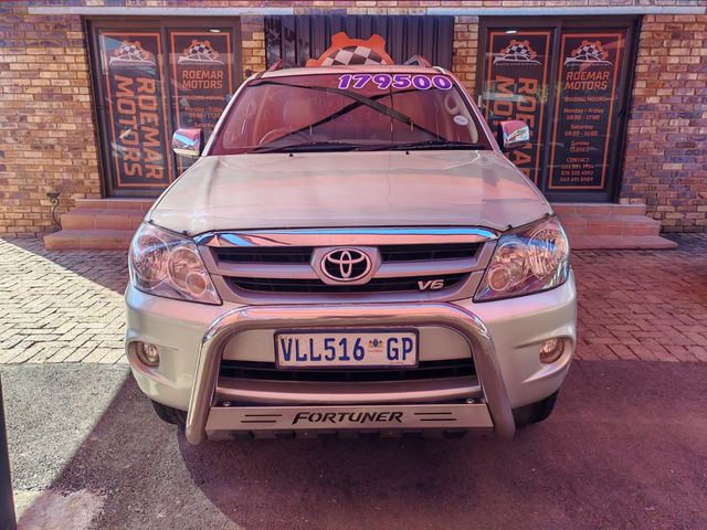 2007 Toyota Fortuner 4.0 V6 Raised Body, photo 3