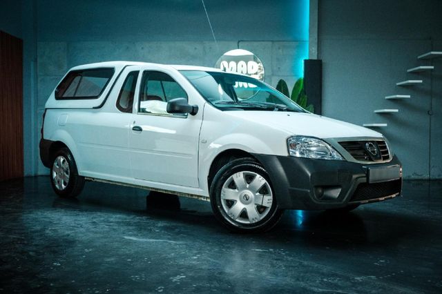 2021 Nissan NP200 1.6 A/C Safety Pack