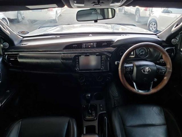 2020 Toyota Hilux 2.8 GD-6 Raised Body Raider 4x4 Auto Extended Cab, photo 4
