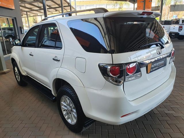 2015 Toyota Fortuner 2.5 D-4D Raised Body Auto, photo 5