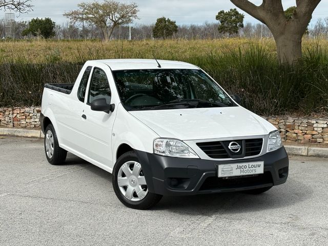 2022 Nissan NP200 1.6