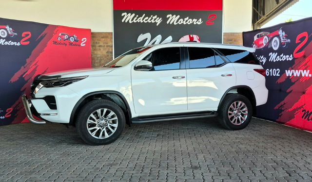 2021 Toyota Fortuner 2.8 GD-6 4x4 Auto, photo 2