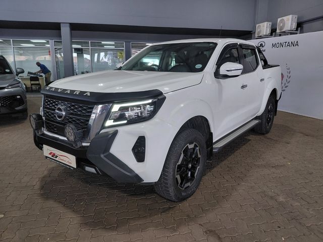 2022 Nissan Navara 2.5 DDTi LE Plus 4X4 Auto Double-Cab, photo 3