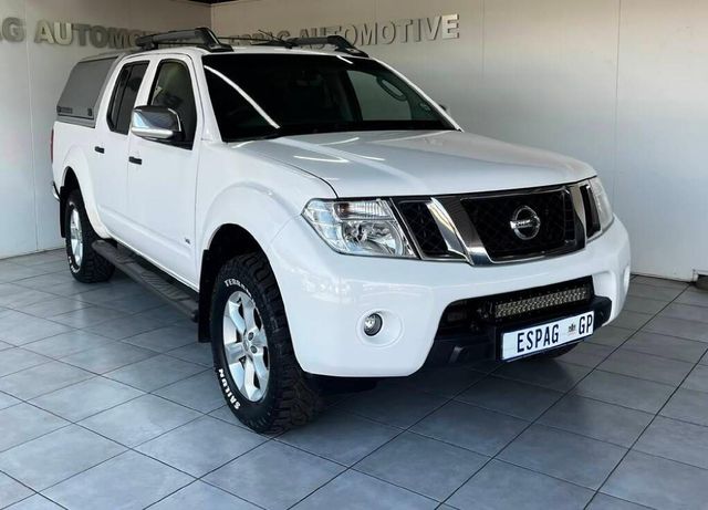 2015 Nissan Navara 3.0 dCi LE Auto 4x4 Double-Cab