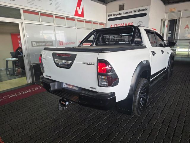 2020 Toyota Hilux 2.8 GD-6 Raider 4x4 Auto Double-Cab, photo 3
