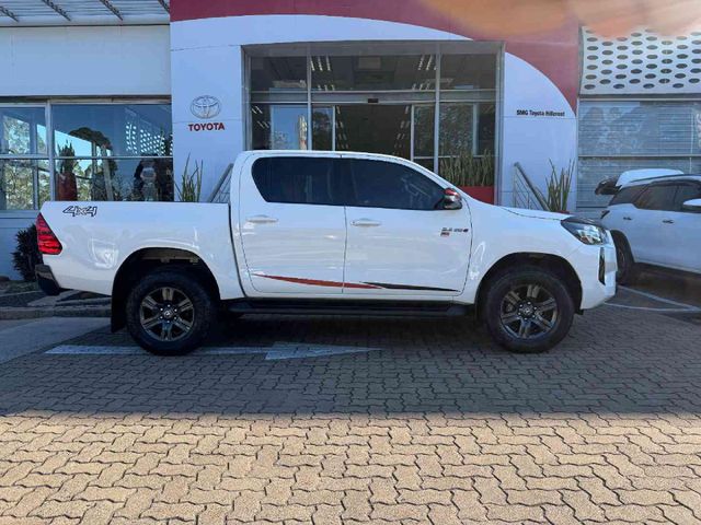 2026 Toyota Hilux 2.4 GD-6 Raider 4x4 Auto Double-Cab, photo 4