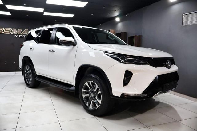 2025 Toyota Fortuner 2.4 GD-6 4x4 Auto, photo 2