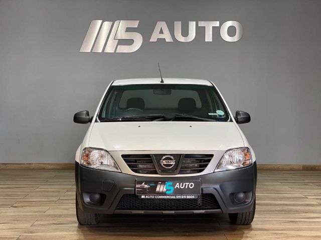 2023 Nissan NP200 1.6 A/C Safety Pack, photo 2