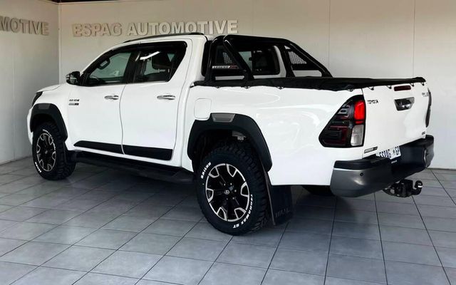 2019 Toyota Hilux 2.8 GD-6 Raider 4x4 Double-Cab, photo 2