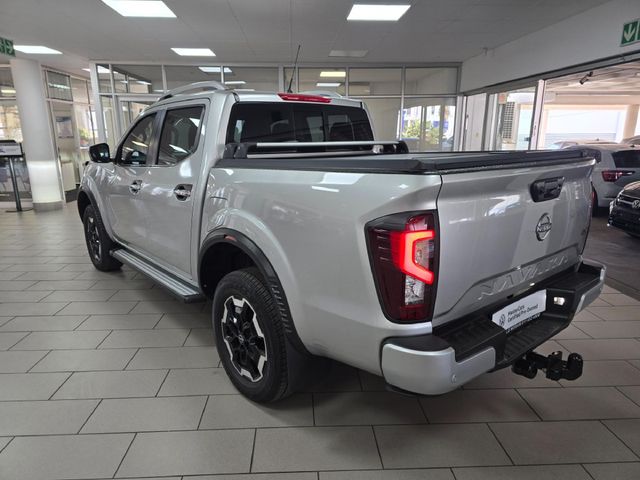 2025 Nissan Navara 2.5 DDTi LE Plus 4X4 Auto Double-Cab, photo 3