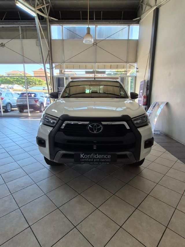 2023 Toyota Hilux 2.8 GD-6 Raised Body Legend 4x4 Auto Double-Cab, photo 2