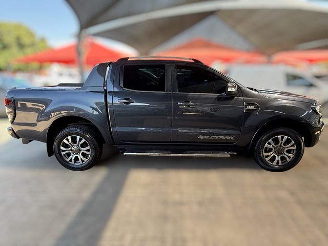 2018 Ford Ranger 3.2 TDCi Wildtrak Auto Double-Cab, photo 2