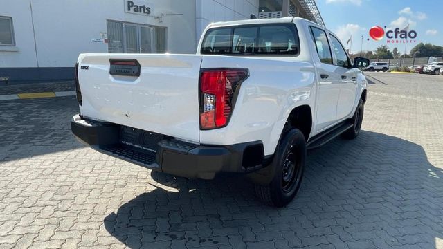 2026 Toyota Hilux 2.8 GD-6 RB SRX Auto Double-Cab, photo 2