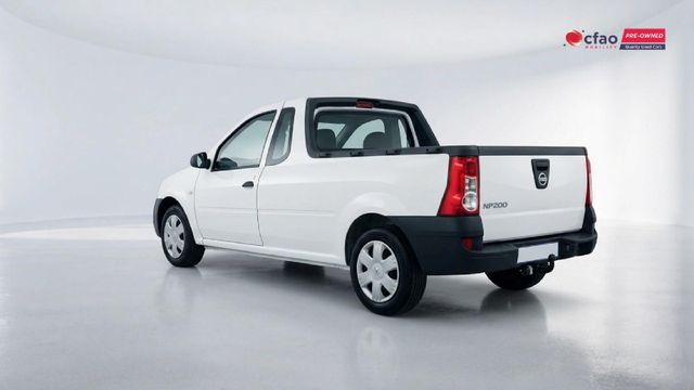 2023 Nissan NP200 1.6 A/C Safety Pack, photo 2