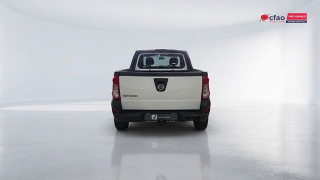 2023 Nissan NP200 1.6 A/C Safety Pack, photo 5