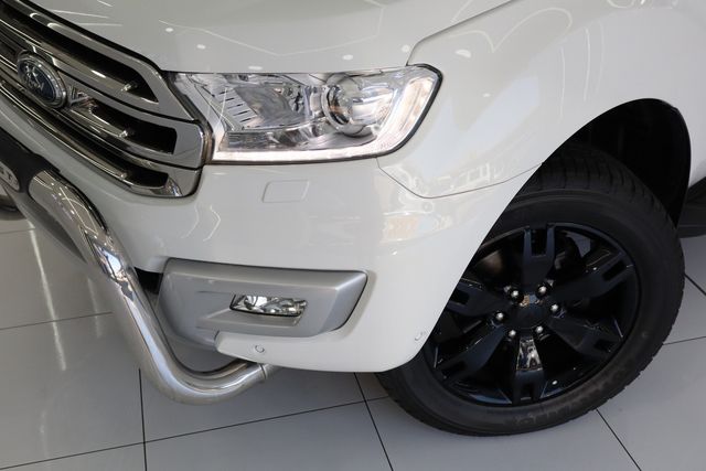 2016 Ford Everest 3.2 TDCi LTD 4x4 Auto, photo 2