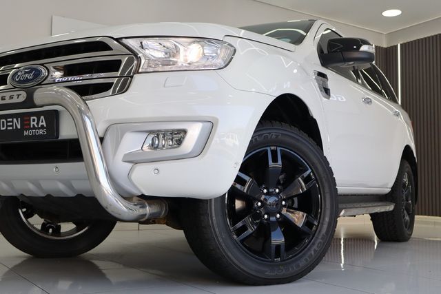 2016 Ford Everest 3.2 TDCi LTD 4x4 Auto, photo 3