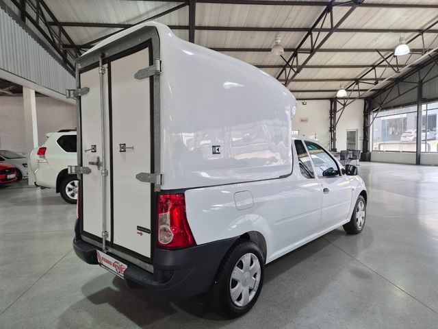 2021 Nissan NP200 1.6 A/C Safety Pack, photo 4