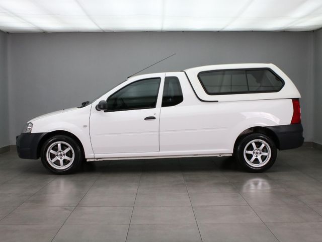 2024 Nissan NP200 1.6 A/C Safety Pack, photo 4