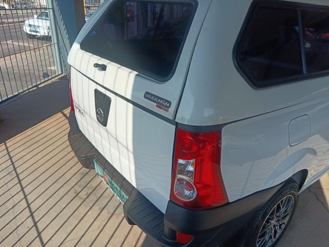 2023 Nissan NP200 1.6 A/C Safety Pack, photo 5